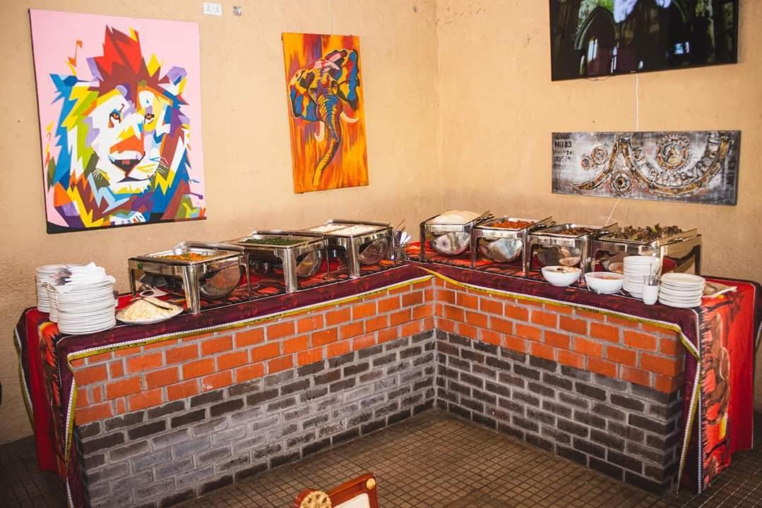 Zambezi Junction Lodge リビングストン エクステリア 写真